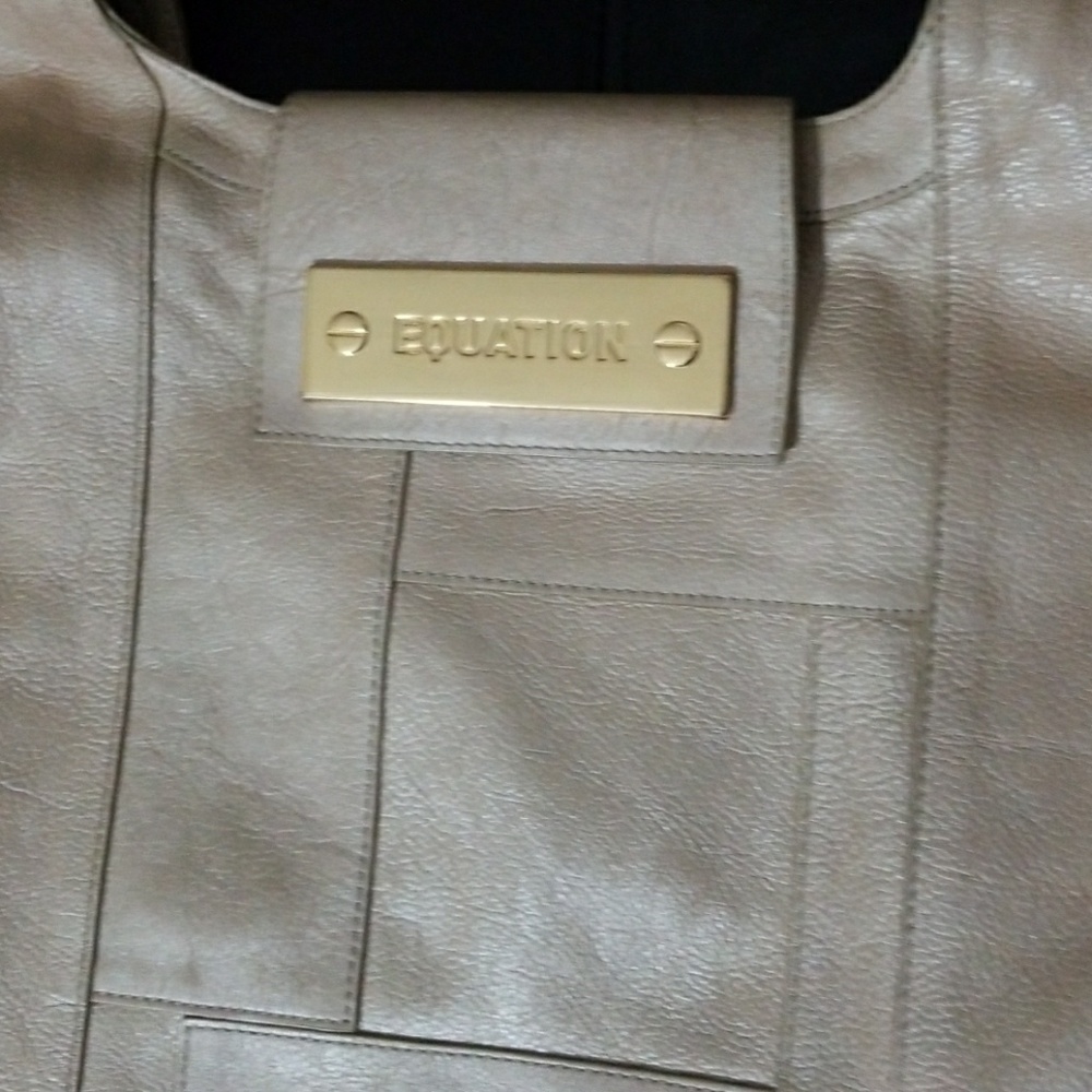 Handbag - Picture 4 of 5